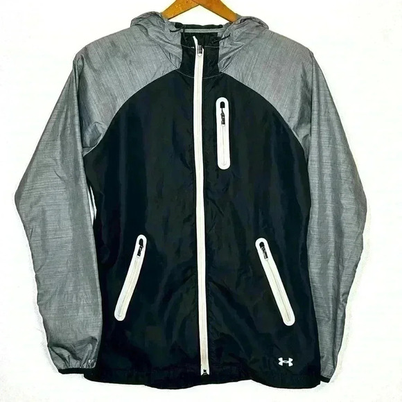 Under Armour Light Fitted Rain Jacket Women's XS Shell Hike Back Pack Layer Walk - Picture 1 of 8